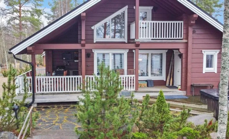 Holiday Home Loisteranta by Interhome