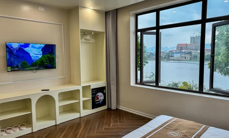 New Hotel