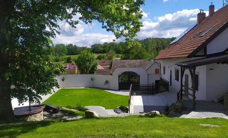 Statek Český Dvůr