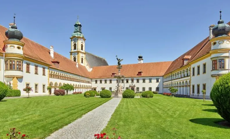 Augustiner-Chorherrenstift Reichersberg