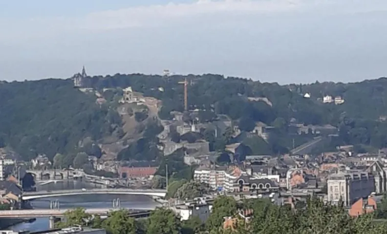 Bed vue sur vallée de la Meuse Namur