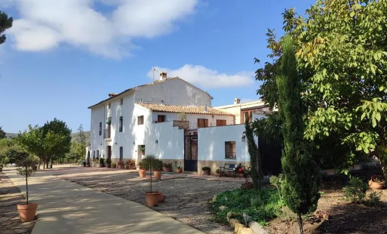 Masía El Sombrial de San Lorenzo