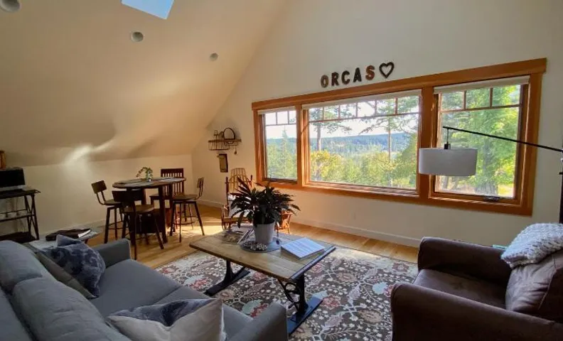 Madrona Suite