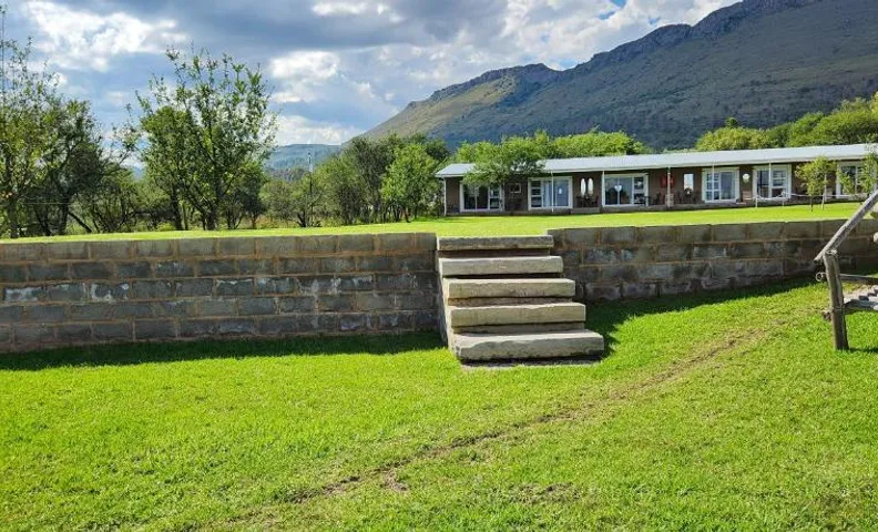 a Dam's View Accommodation