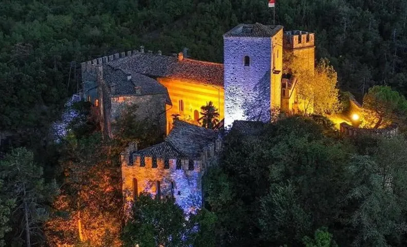 Torre del Barbagianni - Castello di Gropparello