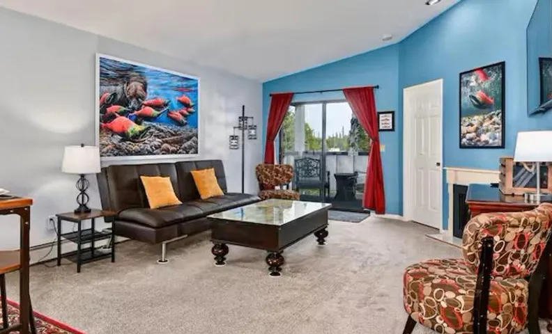Fishy-Fishy Townhome