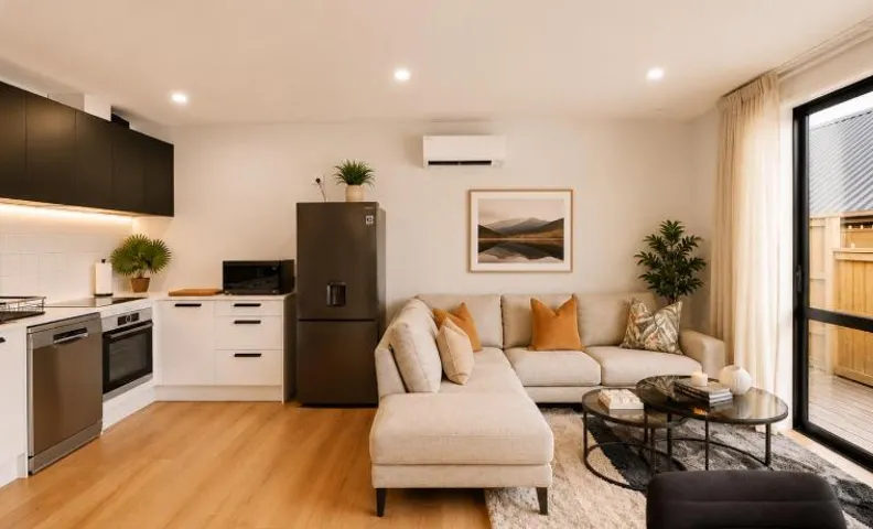 Modern Mountain View Retreat, 2 Bedroom Stay