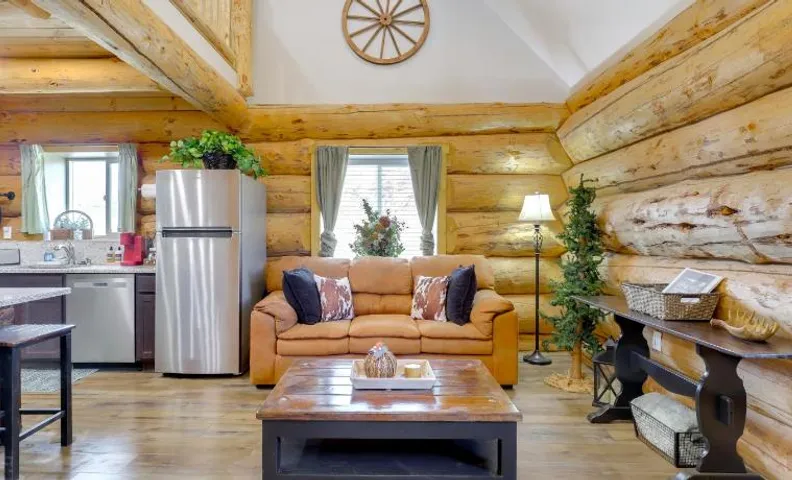 'Rustic Cliff Ranch B' - Uintah Basin Retreat!