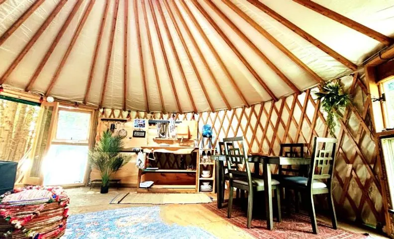 Waterfront CedarGrove Yurt-Glamp
