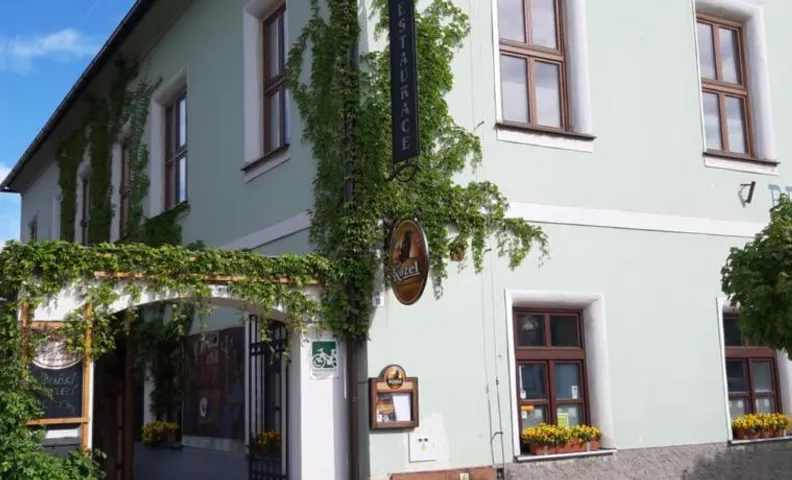 Penzion a restaurace U Hájků