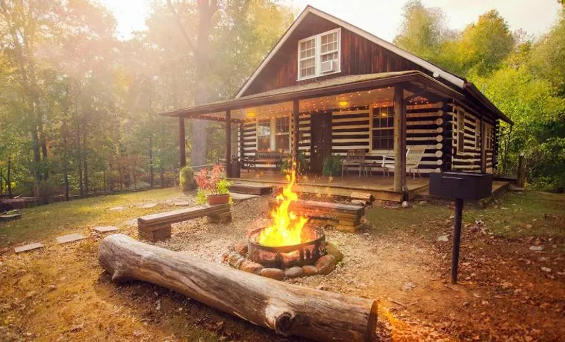 Nolichuckey Bluffs Bed & Breakfast Cabins