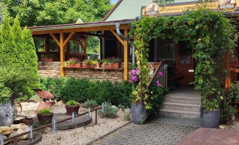 Restaurace a penzion u Kulíků