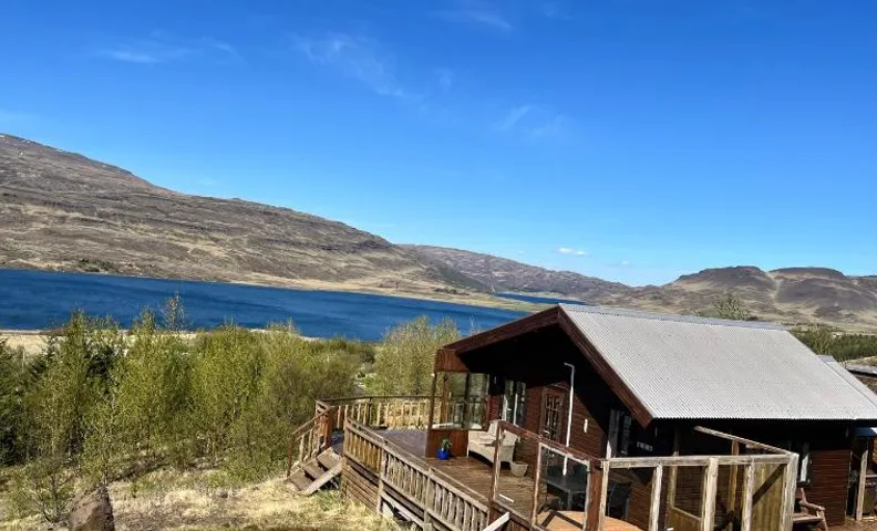 Icelandic Lake House