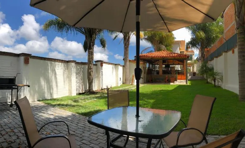 CHIFLON VILLAS