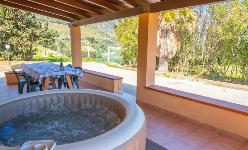 Villa Indipendente Jacuzzi Giardino Clima WiFi