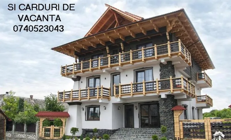 La Conacul Vesel Săpânța