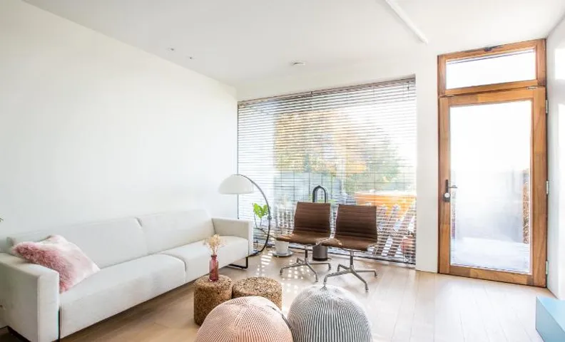 Huis van Hout - architectenwoning met grote panorama tuin - design hot tub optioneel