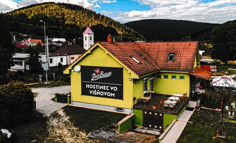 Hostinec vo Visnovom
