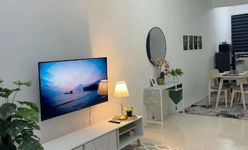 NN HOMESTAY JASIN MELAKA ( Fully Aircond , Unifi & Netflix )