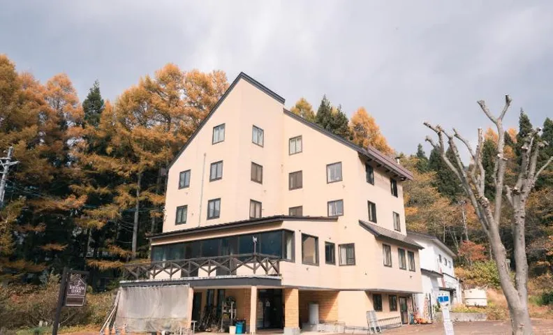 豊島ロッヂ苗場