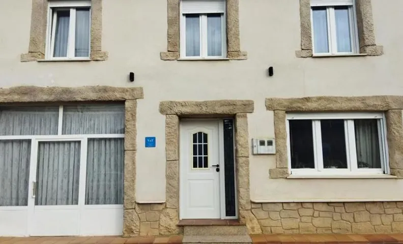 Casa Laguna Sentiz