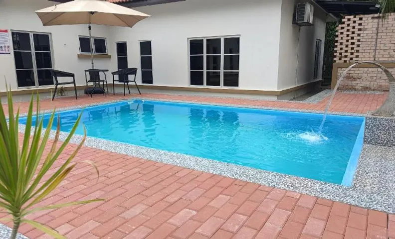 TTJ Pool Homestay