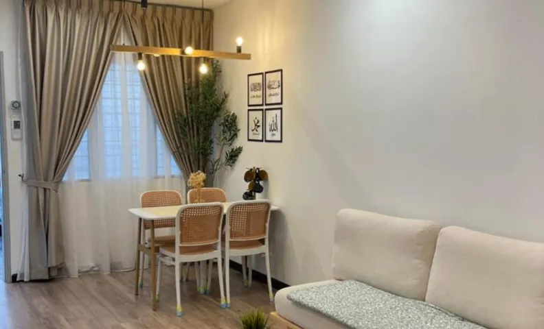 Aura Homestay Selayang