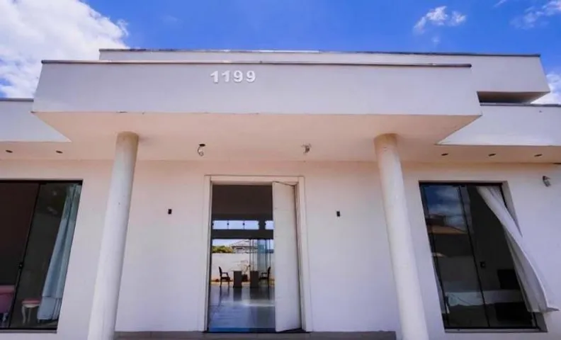 Belissima casa em Guaratuba confortavel arejada Beautiful house