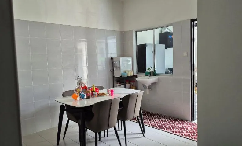 KOTA TINGGI homestay
