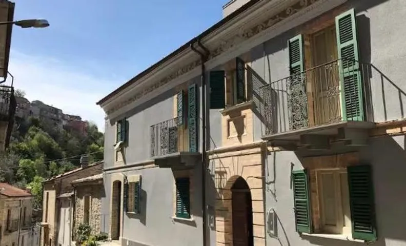 Casa Sirolli