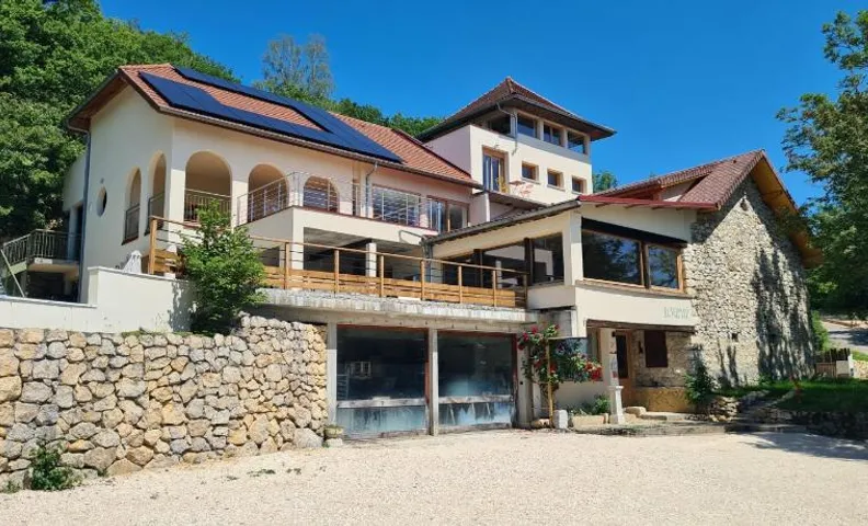 Le Vernay en Savoie - Petit Hôtel Nature
