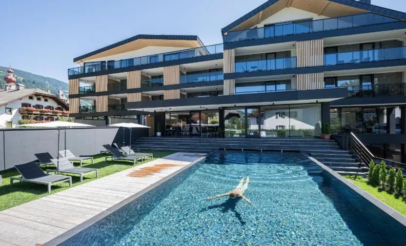 Montanaris Apartments