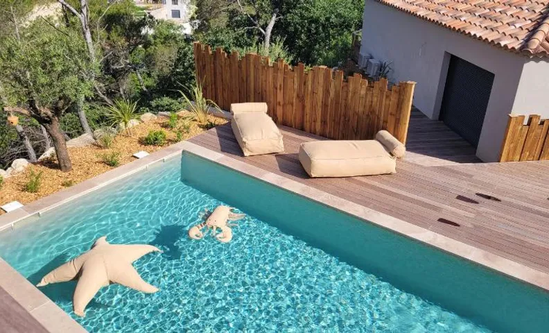 Les Champs Gallone suites avec jacuzzi privatif
