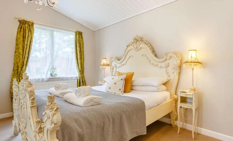 Romeo Lodge