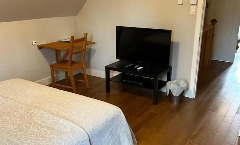 지트 뒤 라크 포아송 블랑 B&B