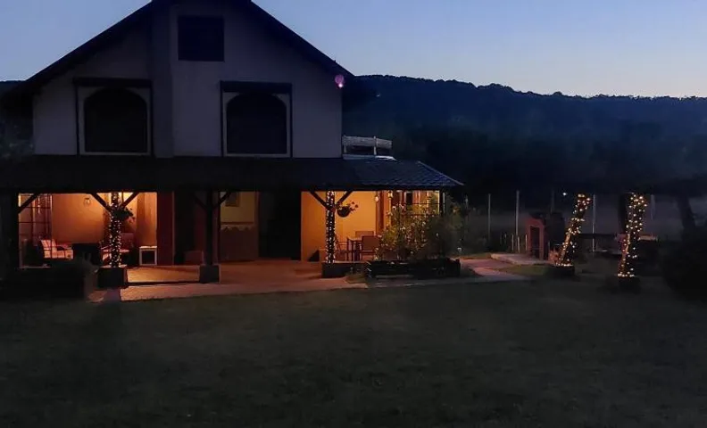 Casuta din Livada