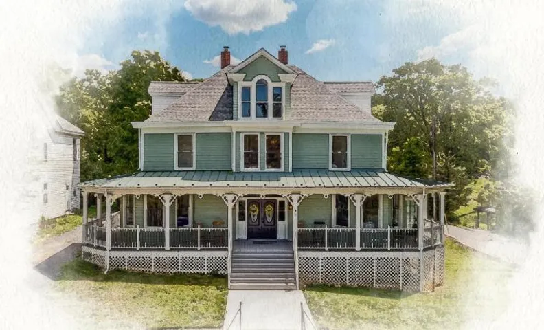 The Grand Castalian Inn Bed and Breakfast