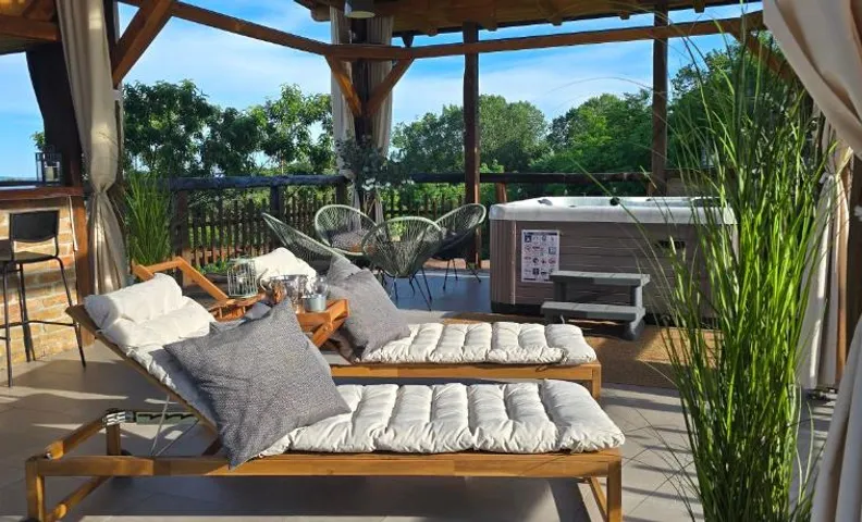 Studio apartman King with private jacuzzi and sauna