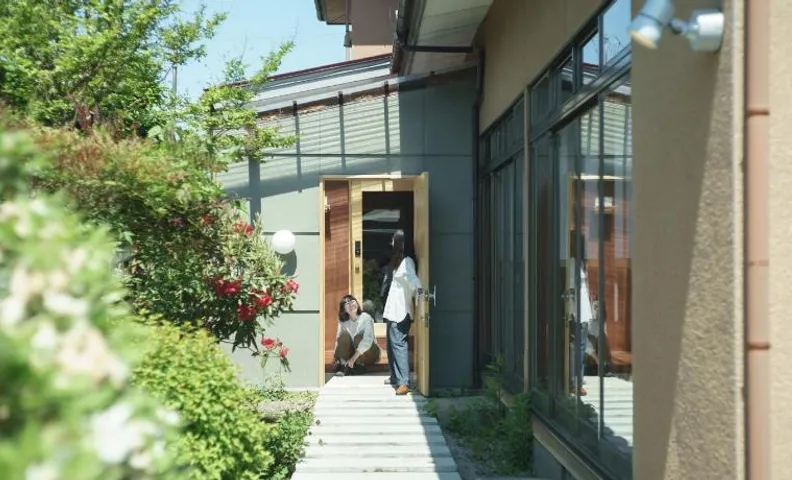 市とコージ