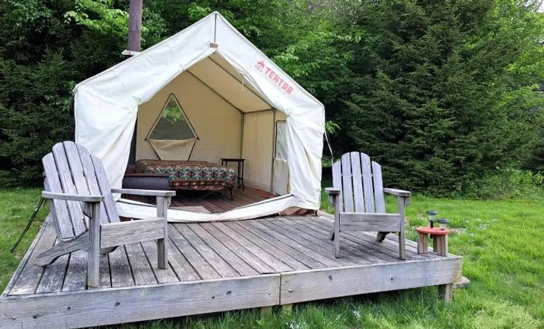 Secluded Glamping Tent with Trout Stream Near Great Northern Catskills in Elka Park, New York