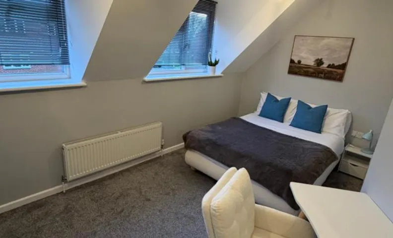 Private Room in Family Home