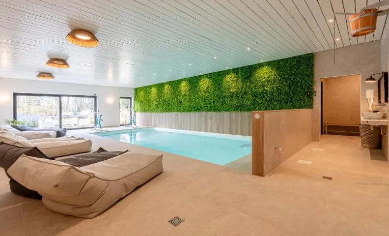 Sous la Houlette, 3 Suites, Pool and Sauna on demand