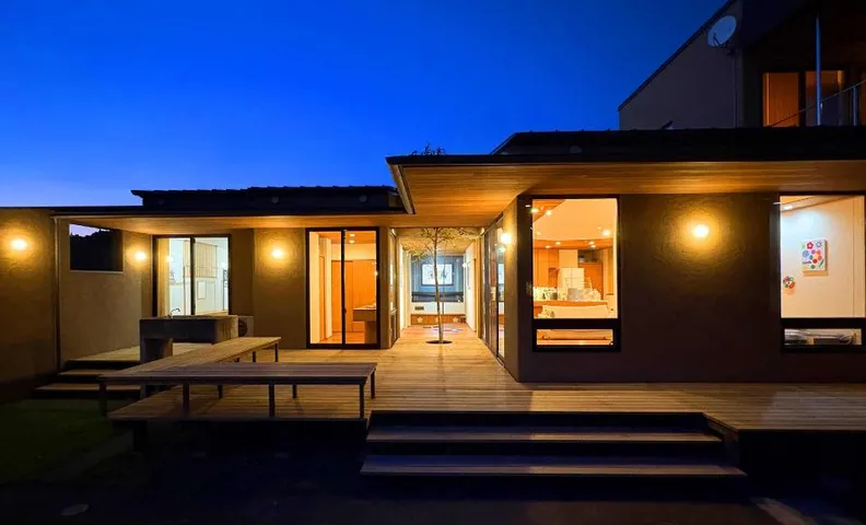 Villa Revolla | Private Art Museum Stay (One Group Per Day)