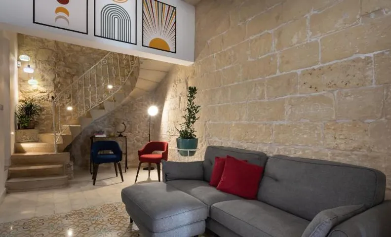 Authentic Maltese 2-bedroom House with Terrace