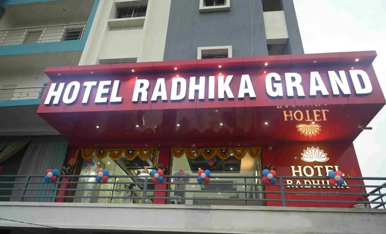 HOTEL RADHIKA GRAND
