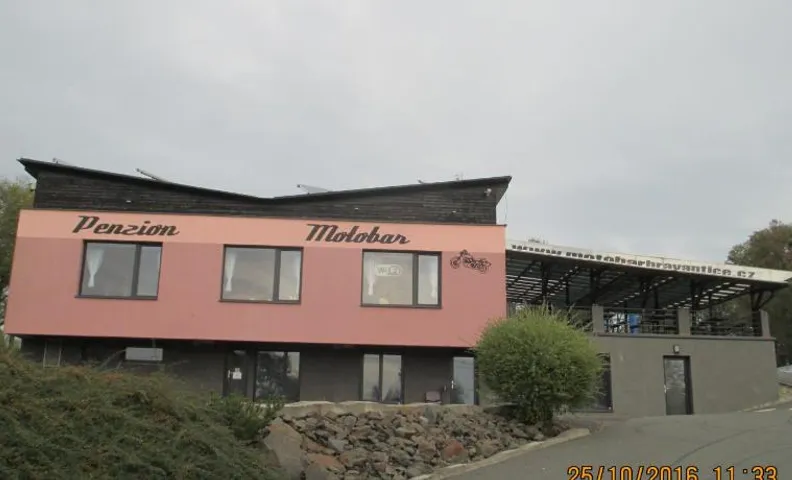 Penzion a Motobar 66 Bravantice