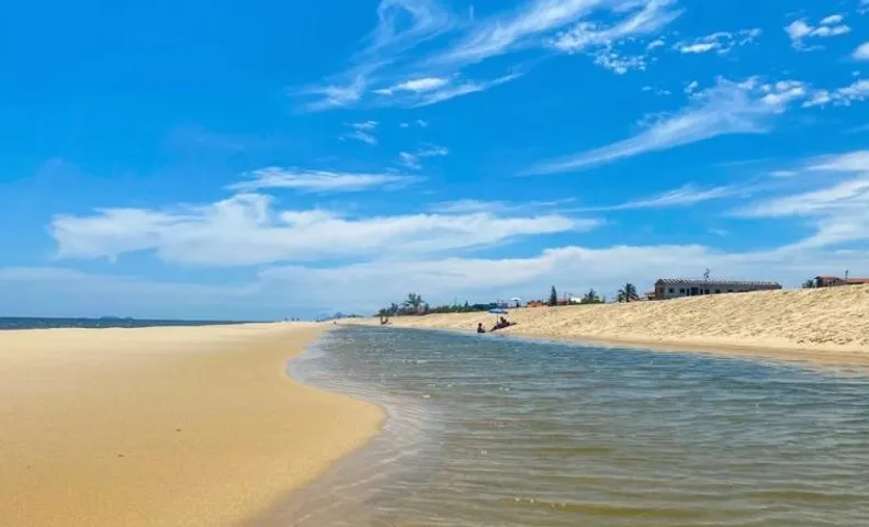 Suíte 1 frente ao Mar em Barra de Maricá ambiente familiar