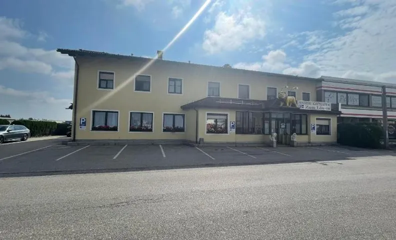 Gasthaus-Pension zum Lowen