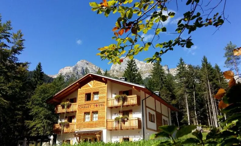 Chalet Tovel - Mountain Lake