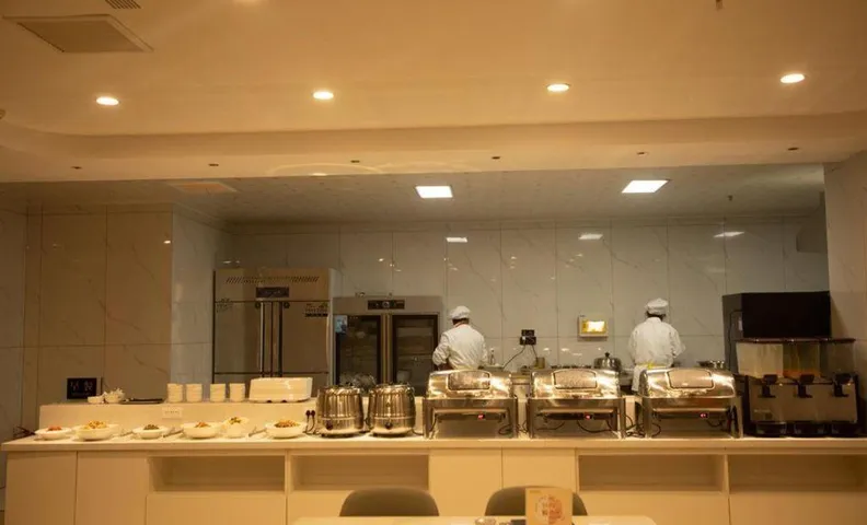Zichang Tianze Business Hotel